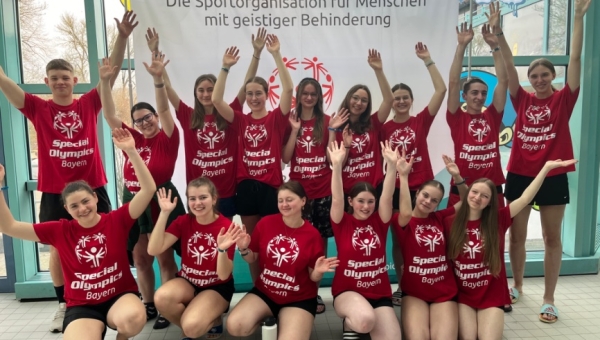 ThG-ler als Helfer bei Special Olympics Landesschwimmfest im Aquella